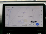 DCM(専用通信機)を装備したコネクティッドナビです。なお無償でのご利用期間は限定(令和9年9月まで)されています。詳しくは営業スタッフにお問い合わせください。