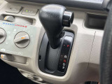 シフトレバー廻り