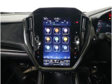11.6インチの縦型ディスプレイに、ナビゲーション機能をはじめ、エンターテインメント、車両情報、エアコン操作、各種設定などを集約。タブレットのような感覚で、直感的に操作できます。