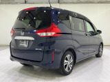 桜新町店のWebページへようこそ♪当社下取り車両フリードの入荷です!当時オプションの「Cパッケージ」「Sパッケージ」の両方を装備しているので中も快適、内外装もオシャレです♪