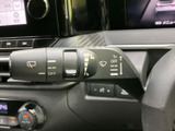 雨天時でもクリアな視界を確保。操作も簡単で、運転に集中できます。様々な設定が可能で、状況に合わせて使い分けられます。