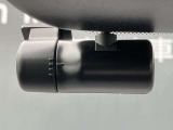 ドライブレコーダーは運転時はもちろんのこと、駐車場内でエンジンを切っている時でも当たった振動を元に電源が自動で入るので当て逃げ防止にもなります。