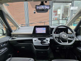 運転席周りの視界もよくハンドルも軽い取り回しなのですごく運転がしやすい車です。