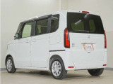 当社では、お客様に安心してお車をお選びいただくため、ご購入前に現車のご確認をお願いしております。