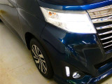 LEDヘッドライトです。デザイン性がよくとても明るいので、夜間の走行や悪天候でも安心です。しかも長寿命!