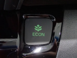 エンジン、エアコンなどを制御し低燃費な『ECONモード』に、また走りを楽しみたいとき、空調など快適性を重視したいときにはスイッチOFFで通常モードに切り替えができます!