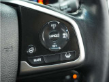 ◆アダプティブクルーズコントロール◆予め設定した車速内でクルマが自動的に加減速。前走車との適切な車間距離を維持しながら追従走行します。【LKAS】車線維持支援システムでステアリング操作を支援。