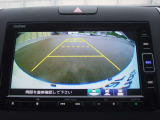 バックカメラ:後方確認がラクにできるので駐車も安心