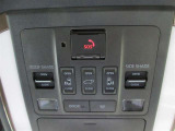 運転席・助手席両側で使いやすい、オーバーヘッドの両側パワースライドドア操作スイッチです。