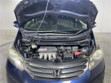 【エンジンルーム】エンジンの調子は良好です!ご納車前にはしっかりとオイル交換・その他油種類の点検補充をさせて頂きます。また、ガリバーでは修復歴のある車は販売いたしません。