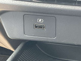 USB充電ポートも搭載しております。