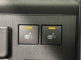 寒い日のドライブを快適にする運転席&助手席シートヒーターが付いてます。アクセサリーソケット(12V/120W)も装備されています。