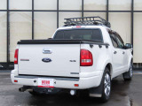 エクスプローラースポーツトラック V8 リミテッド 4WD 