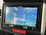 停車中にテレビや動画を楽しめる機能が搭載。待ち時間や休憩時間に、エンターテインメントを満喫できます。