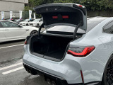 また、BMW正規認定中古車は、エマージェンシーサービスが自動付帯。24時間365日、皆様のカーライフをサポート致します。確かな安心のうえで、「駆けぬける歓び」をご堪能ください。