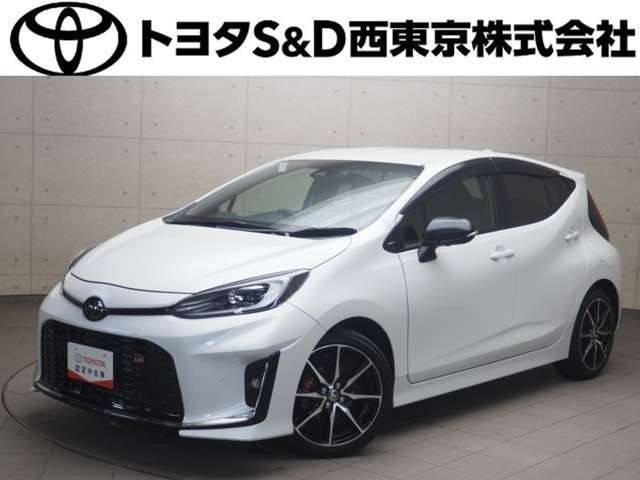 アクア 1.5 GRスポーツ