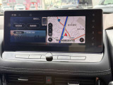 日産純正メモリーナビ。操作も簡単なタッチパネルです。