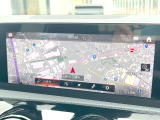 ●ベンツ純正ナビ:一体感のあるナビは、高級感ある車内を演出してくれます。Bluetooth再生などオーディオ機能も充実しておりますので、運転もより楽しめます♪