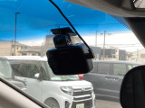 万が一の事故にあった場合でも、ドライブレコーダーがその瞬間の映像を記録しています!事故だけでなく、楽しいお出かけの風景なども録画してくれています。☆ドラレコのSDカードは別売りとなります