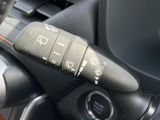 雨天時でもクリアな視界を確保できるワイパーレバーです。運転中の安全性を高めます。