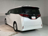 キャンピングカーをはじめ、ライフスタイルに刺激を与えるこだわりのカーライフ、アウトドア&times;クルマ遊びの新定番をご提案いたします。