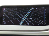 メーカー装着の12.3インチSDナビを装備しております