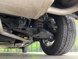 お車を安心してお乗りいただく為には、足回りの定期点検が欠かせません。サービスサポート(有償保証)では無料点検もご提供しており、安心のカーライフをお過ごしいただけるサポート体制が整っています。