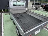 キレイな荷台です。
