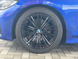 18インチアルミホイール!スポーティーなデザインも人気のホイールです!