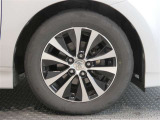 R1年式夏タイヤ205/60R16ブリヂストン製です。