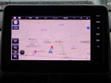 【ナビ】メモリーナビ(MM223D-L)付きです。目的地を設定すれば初めての場所でも簡単に行くことができます。もちろん音楽だって聴けちゃいます♪