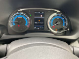 視認性の高いメーターで運転情報を的確に把握できます!