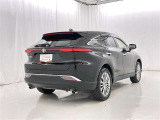 「バックフォルム」です。トランク・ラゲッジスペースには、多くの荷物を入れることが可能です。