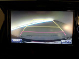 バックガイドモニターで、後方を確認しながら安心して駐車することができます。運転初心者も熟練者も必須の機能ですよ!