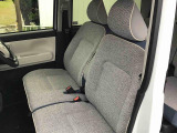 私どもはダイハツ正規ディーラー店舗となります。メーカー保証はもちろん中古車保証も全国最寄りのダイハツ正規ディーラーにてご利用いただけます(一部除く)