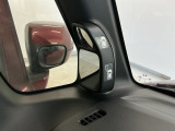 停車時や発進時、対向車とのすれ違いや路肩に寄せる時など、車両左側前方を確認するときに役立ちます♪
