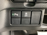 パーキングセンサー、横滑り抑制機能搭載。駐車時の障害物検知や滑りやすい路面での車両安定性を高め、安全運転をサポートします。