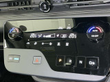 左右独立温度コントロールフルオートエアコンです。運転席、助手席それぞれで独立して温度設定ができます。冷え性の方が乗っても安心ですね♪