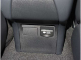 非常時やキャンプなどに役立つAC100Vコンセント付きです。