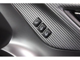アクセスキー1本に対し2パターンのシートポジションを設定可能です、ご家族やパートナーとカーシェアをするときに自身ポジションを安易に設定可能です。