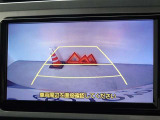 バックガイドモニターを装備しています、車庫入れもラクラクです。
