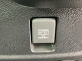 アクセサリーソケットを装備。車内アクセサリーの電源として便利です。