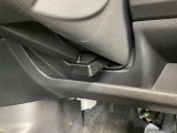 ハンドルを上下に調整できる機構が装備されております。