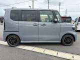 人気モデルが入庫致しました!お車の状態はモチロン、保証やサービス、アフターサービスまでお任せください!当店では保証やサービス等を含んだ総額で、お客様がお買い求め易いプライスを目指しております!