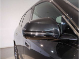 【BMWミラー】視認性の高いスタイリッシュなミラー。自動防眩機能も付いており夜間のドライビングをサポートします。