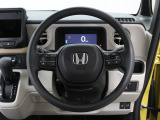 【運転席まわり】Honda独自の設計思想に基づき、自然に手を伸ばした先に操作したいものがあるようレイアウトを追求 !