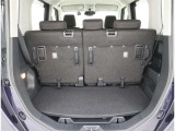 簡単な操作でシートアレンジ可能!開口部も広く荷物の出し入れもラクチンです♪
