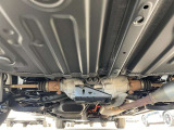 下廻りは錆が少なく状態がいいことが伺えます。防錆塗装施工も承っております。お気軽にご相談ください。