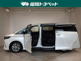 両側パワースライドドア付きだから、狭い駐車スペースなどでの 乗り降りラクラク!小さなお子さまのいるご家庭には嬉しい装備。