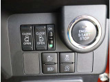 『1台』のお車に対して、こだわって仕入れを行っております。オプション装備装着車となります!